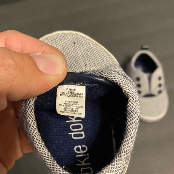 Okie dokie baby soft bottom shoes size 2 - Picture 4 of 4